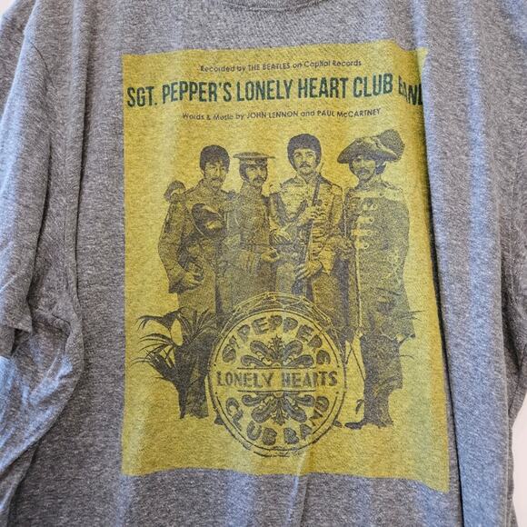 Junk Food Sgt. Pepper's Lonely Hearts Club Band Music Gray Oversized XL - Picture 2 of 6